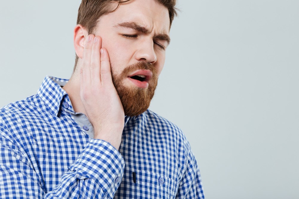 çene eklem ağrısı